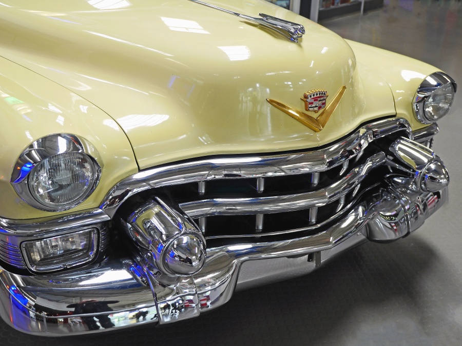 Luxury hotels with specialized wellness programs for guests